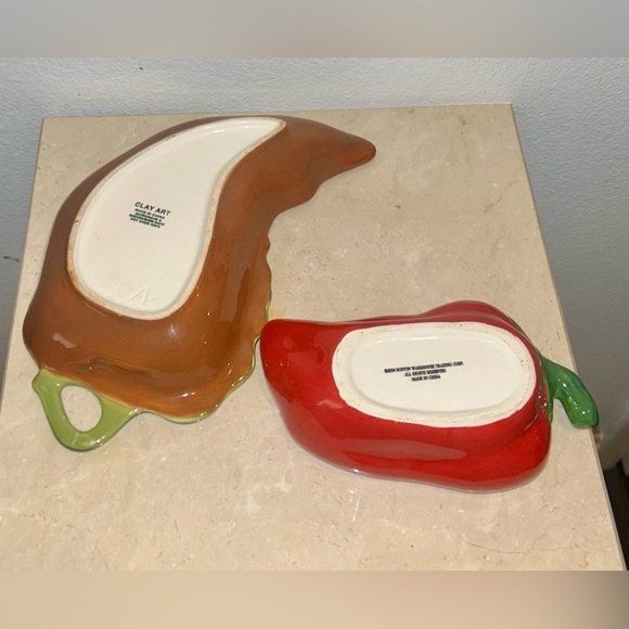 2 chili pepper dipping / serving bowls. Clay Art & Boston Warehouse. - Picture 7 of 12